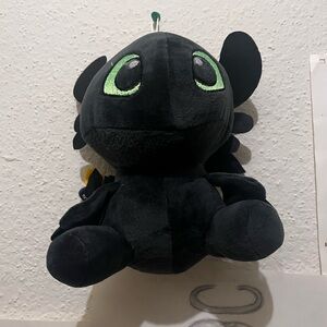 Toothless Plush with Bright Green Eyes